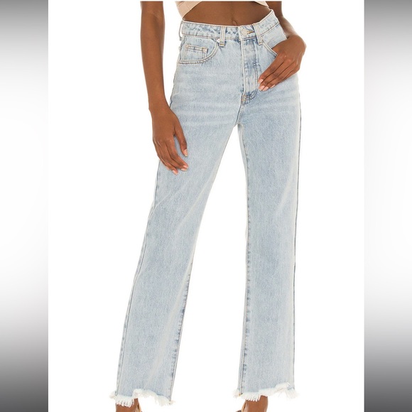 SUPERDOWN Revolve Marilyn Denim Straight leg Jean in light blue wash - Picture 2 of 6